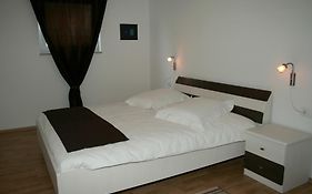 Fineda Grande Apartments